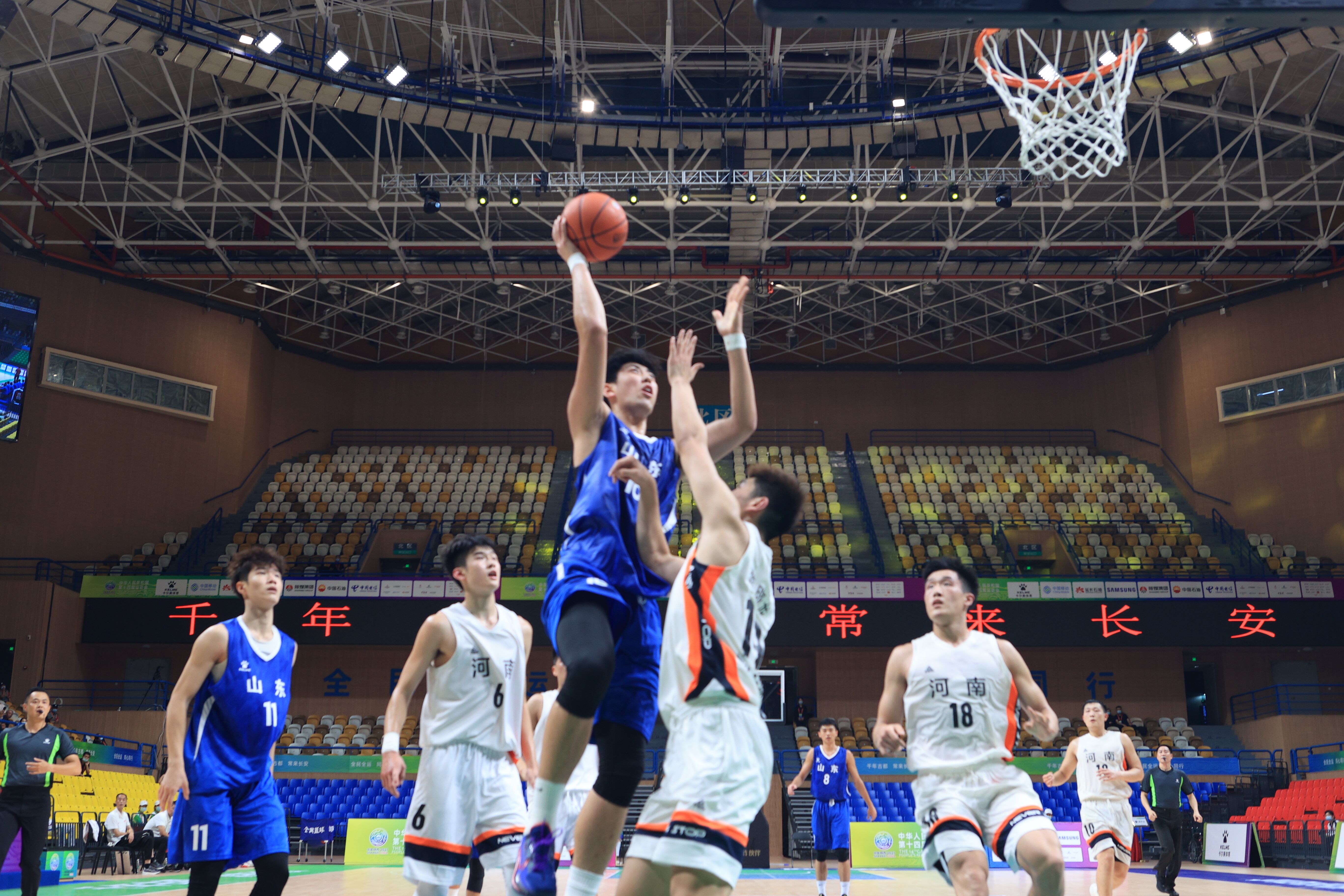 体育比赛中 体育比赛中